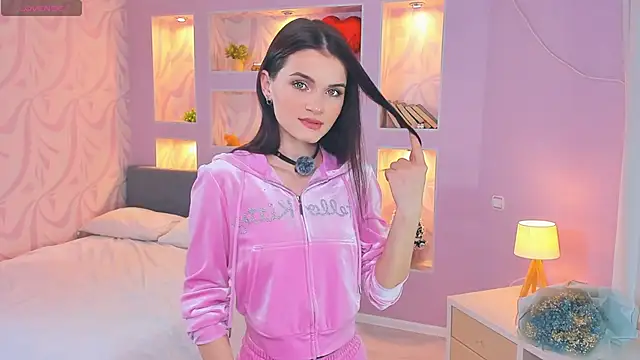 Snapshot of TeriRipka chatting on November 2025 07:04:02 PM TeriRipka online show from November 2025 07:04:02 PM