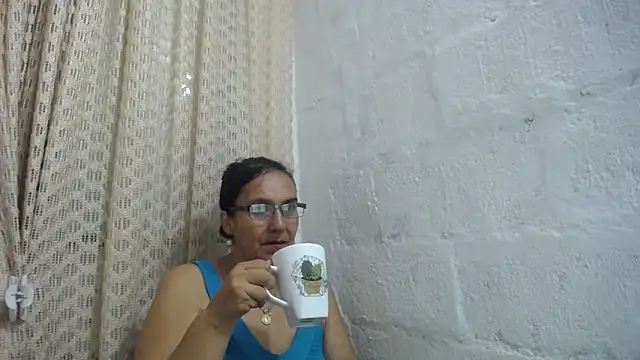 gabbyparker  online show from April 2026 07:47:01 AM