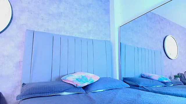 karla-ruiz online show from October 2025 08:15:02 PM