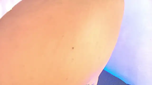 LilyRousee online show from November 2025 09:25:02 PM