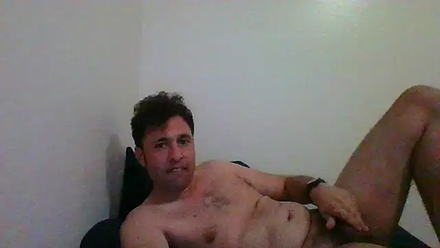 Snapshot of micgolf2025 chatting on October 2025 07:56:01 AM micgolf2025 online show from October 2025 07:56:01 AM