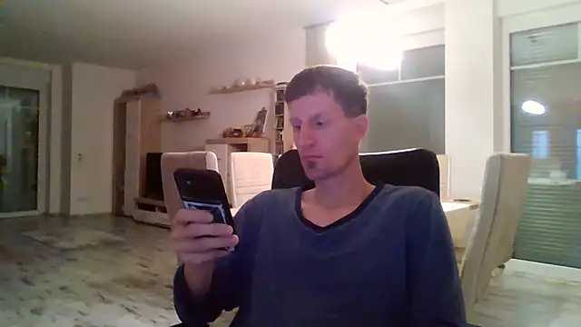 Snapshot of Trockenbau chatting on November 2025 08:22:02 AM Trockenbau online show from November 2025 08:22:02 AM