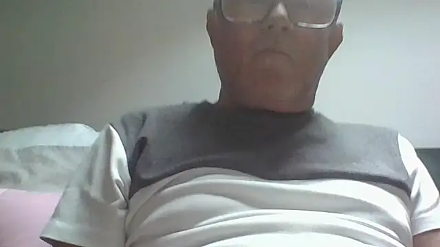 Snapshot of naughtygrandad1 chatting on May 2026 05:51:02 PM naughtygrandad1 online show from May 2026 05:51:02 PM