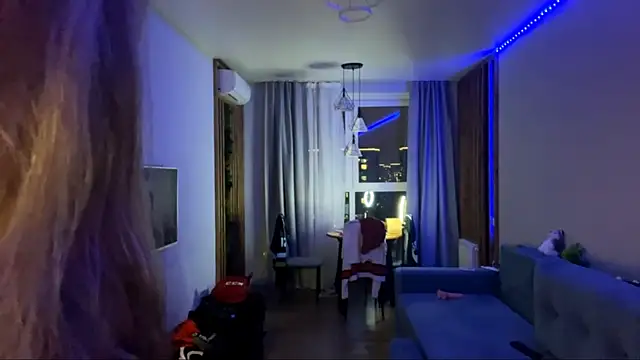 Snapshot of PandaFluff chatting on November 2025 04:28:01 PM PandaFluff online show from November 2025 04:28:01 PM