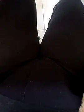 Snapshot of elisaelisa12 chatting on October 2025 08:04:02 AM elisaelisa12 online show from October 2025 08:04:02 AM