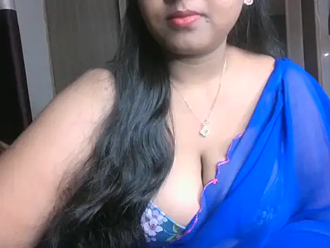 Snapshot of its_me_Rashmi chatting on November 2025 05:58:02 PM its me Rashmi online show from November 2025 05:58:02 PM