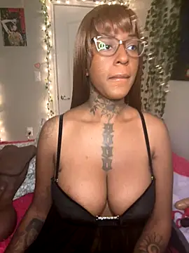 MistiSavannah online show from November 2025 11:47:02 AM