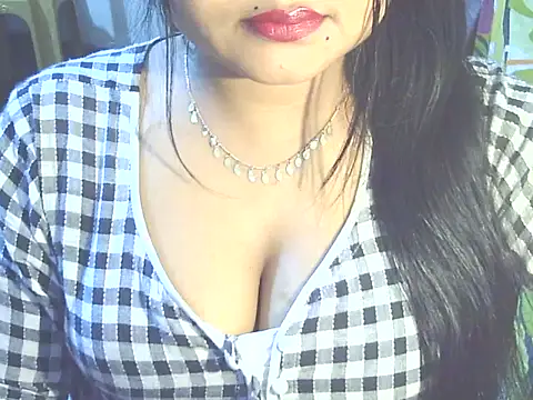 Nusrat Faria07 online show from November 2025 04:00:01 AM