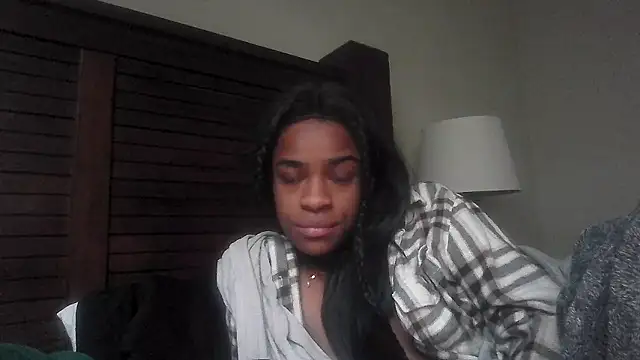 Marlowlovee online show from January 2026 04:21:02 PM