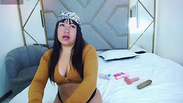 KarinaPrath online show from September 2025 10:02:01 PM