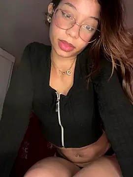 Snapshot of FadaPerigosa chatting on October 2025 04:49:01 PM FadaPerigosa online show from October 2025 04:49:01 PM