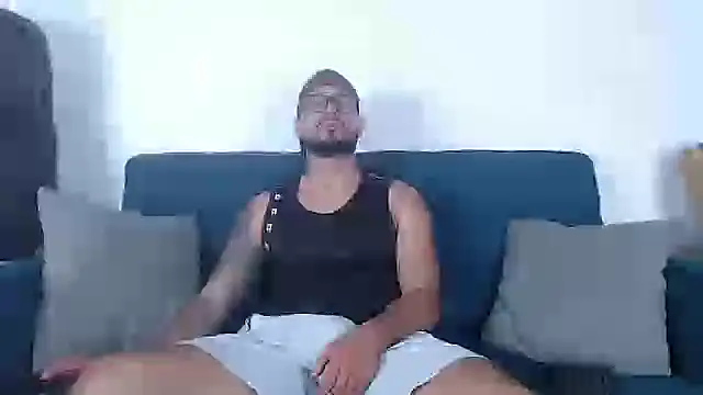 Eric Evans1 online show from October 2025 04:02:01 AM