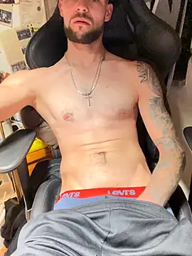 Mexxwell69 online show from October 2025 07:45:02 PM