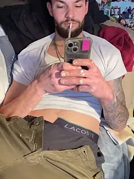 Mexxwell69 online show from December 2025 09:43:01 PM