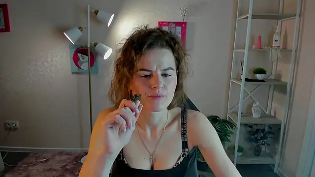 Wanda Gomez online show from February 2026 01:31:02 PM