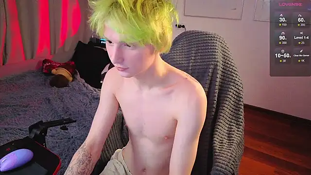 Snapshot of Your_avatar chatting on November 2025 06:32:01 PM Your avatar online show from November 2025 06:32:01 PM