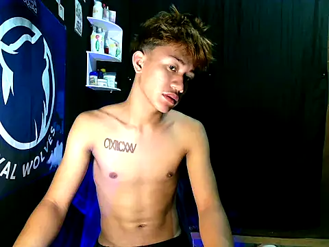 Snapshot of naughtyboyloy_0 chatting on October 2025 05:45:02 PM naughtyboyloy 0 online show from October 2025 05:45:02 PM