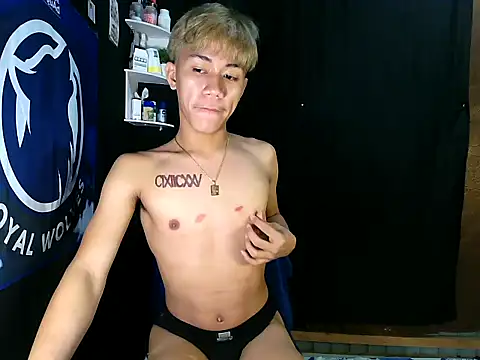 Snapshot of naughtyboyloy_0 chatting on November 2025 07:24:01 PM naughtyboyloy 0 online show from November 2025 07:24:01 PM