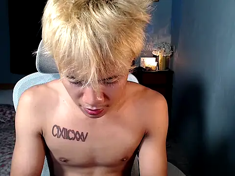 Snapshot of naughtyboyloy_0 chatting on December 2025 04:45:02 PM naughtyboyloy 0 online show from December 2025 04:45:02 PM