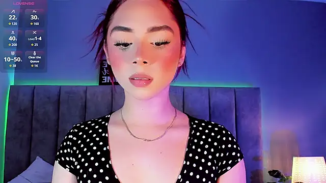 Snapshot of Arianna_Ponce chatting on September 2025 05:40:01 AM Arianna Ponce online show from September 2025 05:40:01 AM