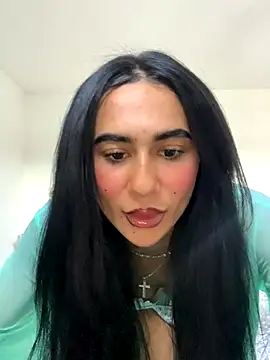 itsyourgirltee online show from September 2025 02:40:01 PM