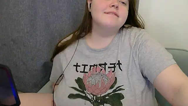 Snapshot of brattyprincessemma chatting on December 2025 05:53:01 PM brattyprincessemma online show from December 2025 05:53:01 PM