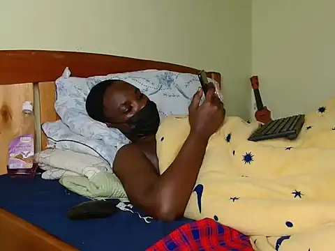 Snapshot of Alexxa_ebony chatting on October 2025 02:24:01 AM Alexxa ebony online show from October 2025 02:24:01 AM