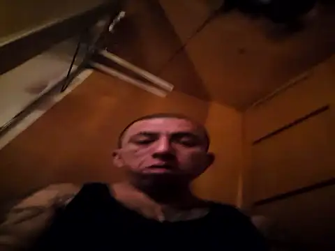 Snapshot of Boogiehtx713 chatting on December 2025 09:43:02 PM Boogiehtx713 online show from December 2025 09:43:02 PM