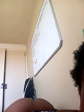 Freakysluttt online show from September 2025 11:01:02 AM