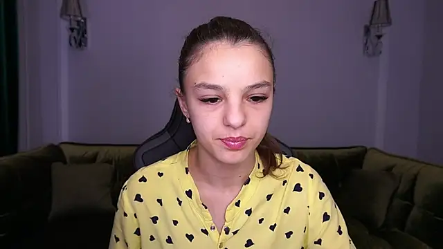 Snapshot of AnitaBambie chatting on November 2025 01:47:02 PM AnitaBambie online show from November 2025 01:47:02 PM