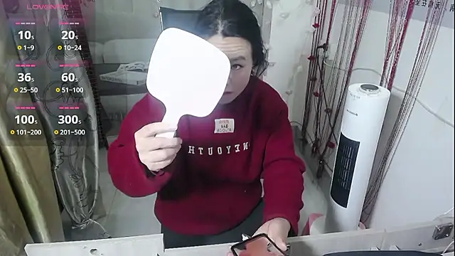 KateCondon online show from January 2026 11:37:01 AM