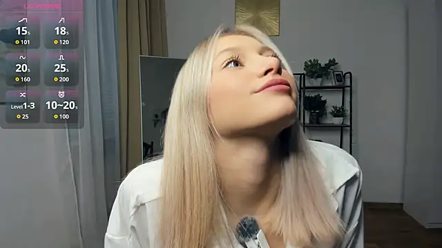 Snapshot of FaaBinaa chatting on December 2025 07:39:01 AM FaaBinaa online show from December 2025 07:39:01 AM