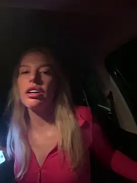 Snapshot of Chloemillerrxx chatting on September 2025 09:17:02 PM Chloemillerrxx online show from September 2025 09:17:02 PM