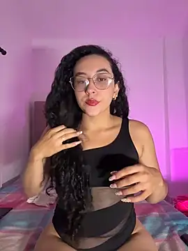 Snapshot of alehia_cute chatting on July 2026 12:42:01 AM alehia cute online show from July 2026 12:42:01 AM