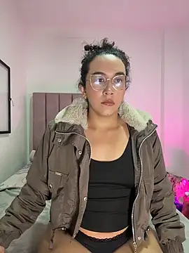 Snapshot of alehia_cute chatting on August 2026 12:34:02 AM alehia cute online show from August 2026 12:34:02 AM