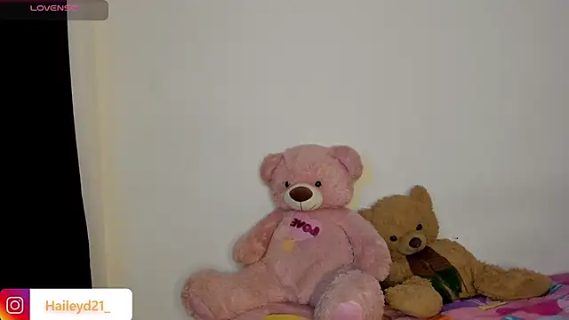 HaileyDuke online show from March 2026 12:10:02 AM