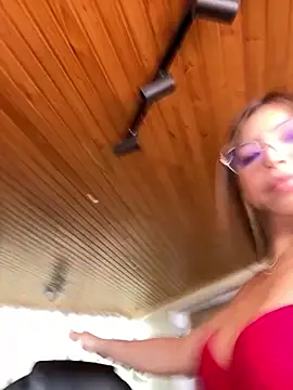 Maddy Piink online show from February 2026 06:19:01 PM