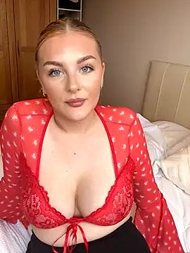 Snapshot of Layla_20_ chatting on October 2025 12:52:02 PM Layla 20  online show from October 2025 12:52:02 PM