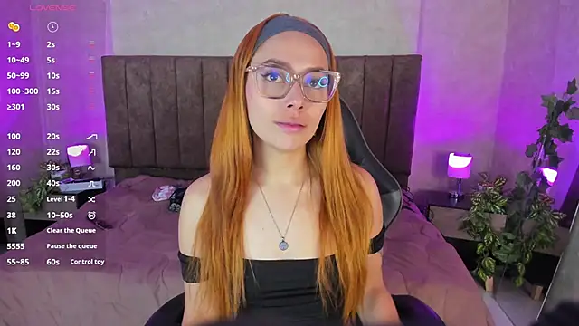 LanaMills  online show from October 2025 03:59:01 AM