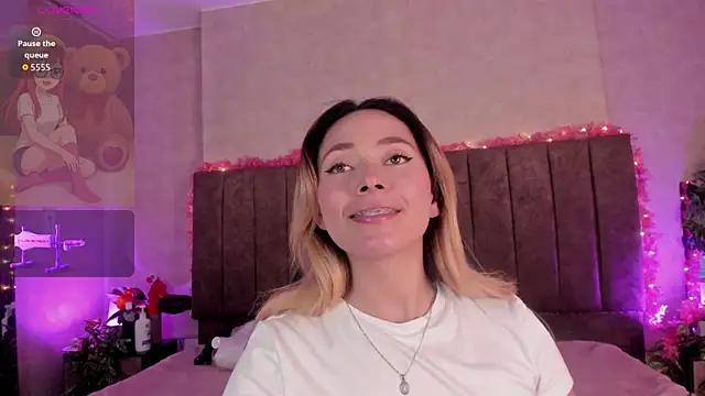LanaMills  online show from July 2026 04:07:01 AM