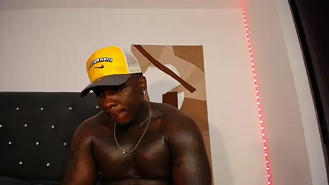 JoshMorri online show from November 2025 01:27:01 AM