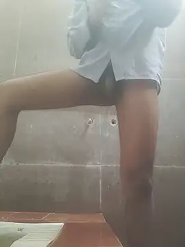 Snapshot of BasicGoal96 chatting on November 2025 09:12:02 AM BasicGoal96 online show from November 2025 09:12:02 AM