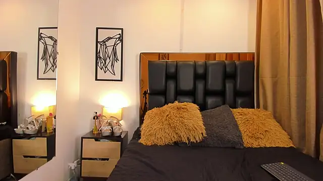 Snapshot of GiorgineTaylor chatting on October 2025 10:57:02 AM GiorgineTaylor online show from October 2025 10:57:02 AM