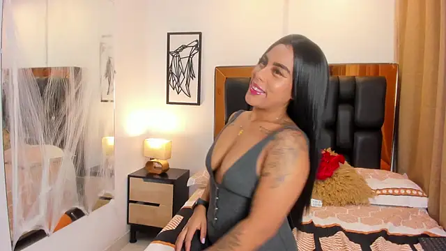 Snapshot of GiorgineTaylor chatting on November 2025 11:11:01 AM GiorgineTaylor online show from November 2025 11:11:01 AM