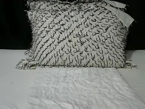 Snapshot of devinantalya chatting on October 2025 12:45:01 PM devinantalya online show from October 2025 12:45:01 PM