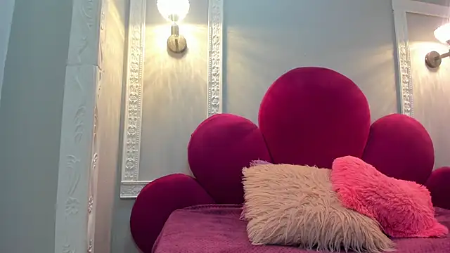 Saammy 17 online show from October 2025 08:31:01 PM