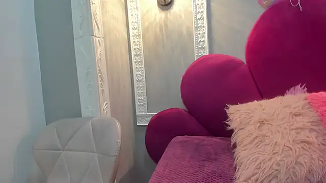 Saammy 17 online show from November 2025 08:38:02 PM