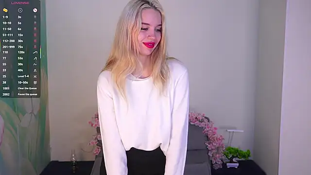 Snapshot of JaymieVigen chatting on September 2025 03:29:01 AM JaymieVigen online show from September 2025 03:29:01 AM