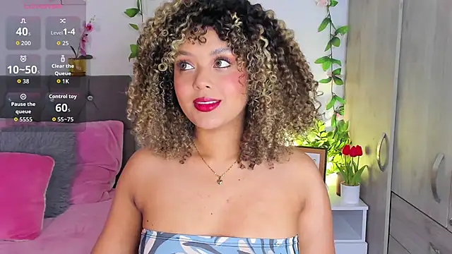 Snapshot of isajonnes18 chatting on October 2025 02:45:02 AM isajonnes18 online show from October 2025 02:45:02 AM