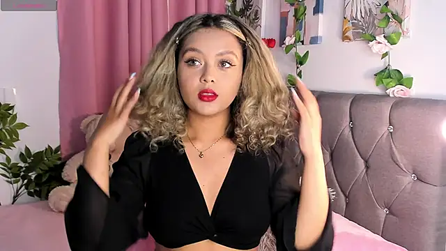 Snapshot of isajonnes18 chatting on November 2025 11:40:01 PM isajonnes18 online show from November 2025 11:40:01 PM